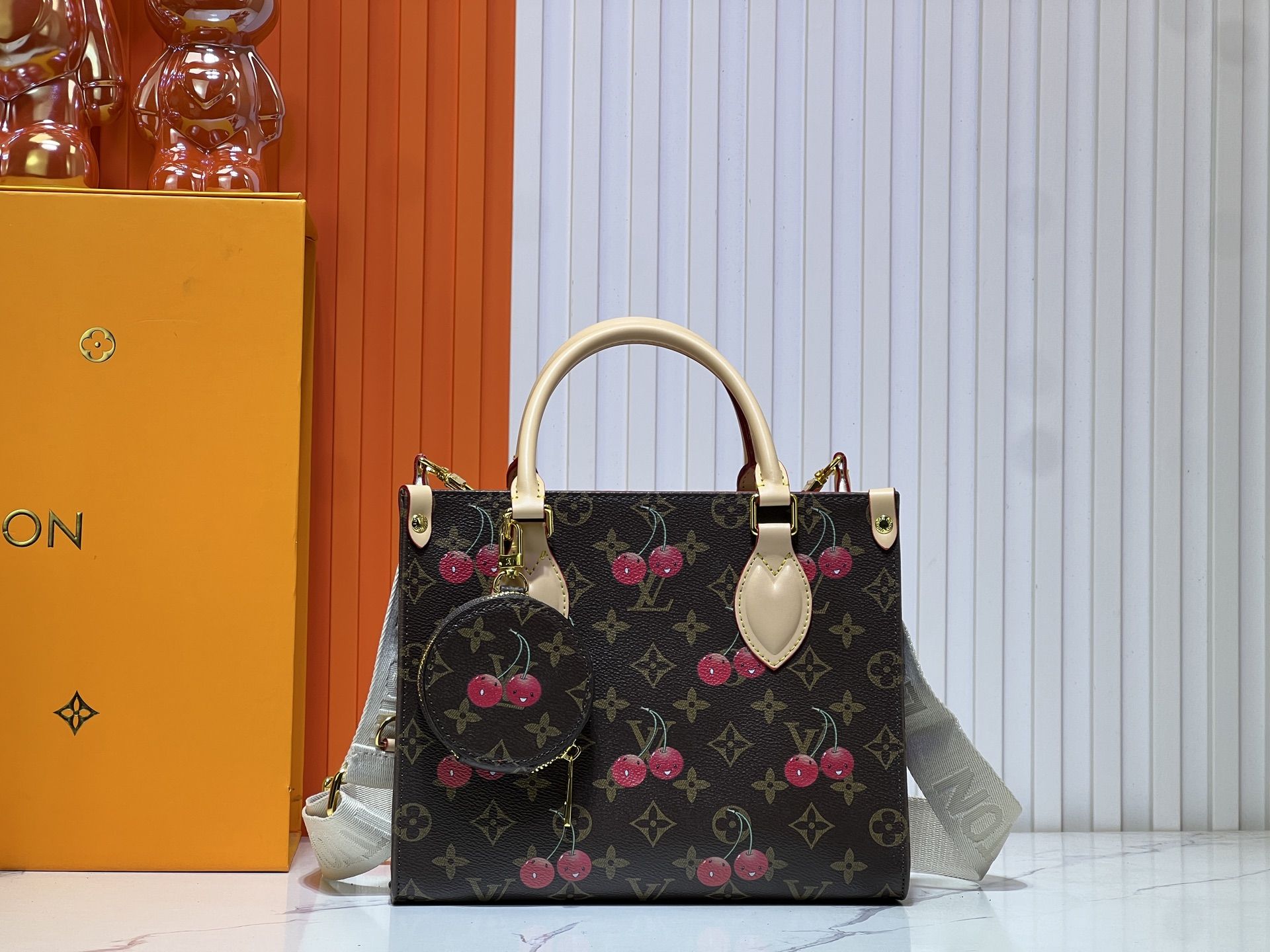 Luxury LV Handbag M45659-M46373